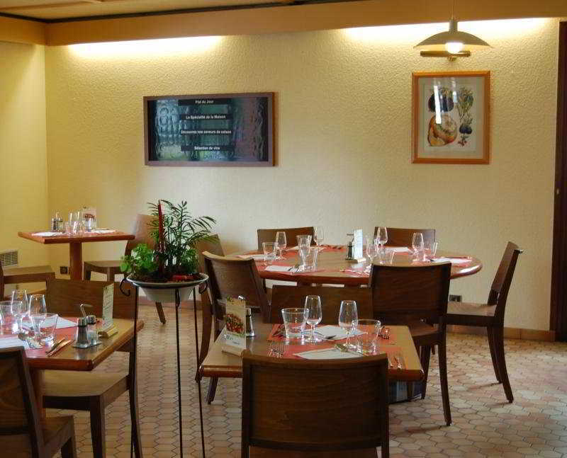 Kyriad Lille Est - Hem Экстерьер фото