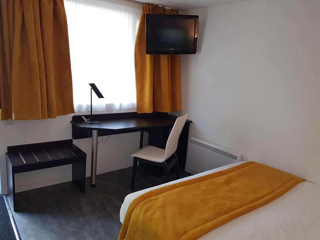 Kyriad Lille Est - Hem Номер фото